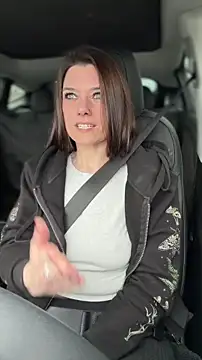 Snapshot of LadyLena1 chatting on 02-08-26, 07:11 LadyLena1 online show from 02-08-26, 07:11