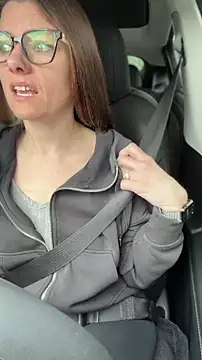 LadyLena1 online show from 04-12-26, 06:00