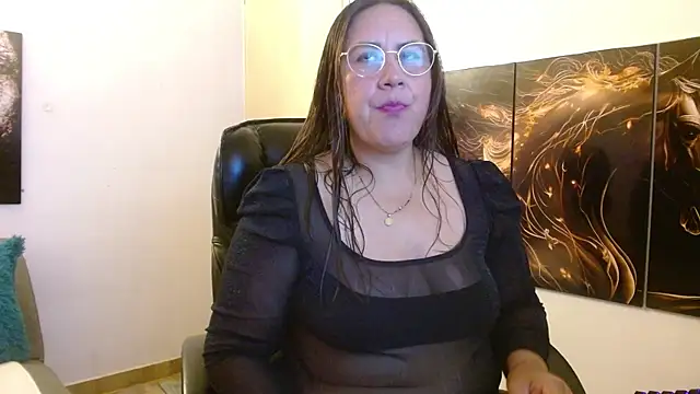 amalia brunette online show from 04-08-26, 07:10