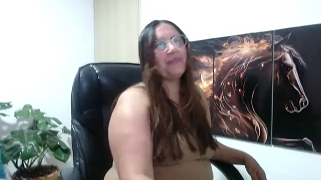 amalia brunette online show from 06-16-26, 11:38