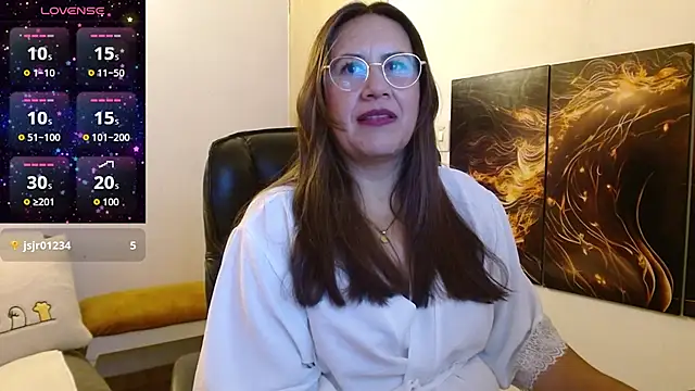 amalia brunette online show from 02-11-26, 01:05