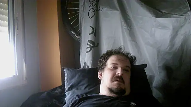 porkorossy online show from 10-06-25, 07:09