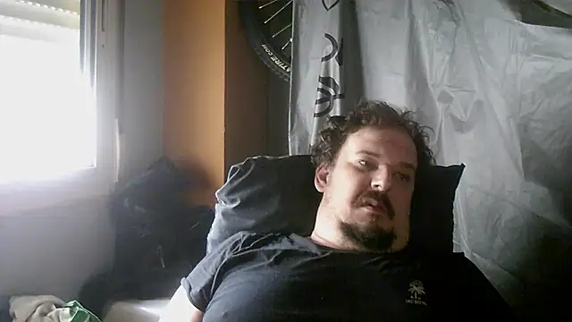 porkorossy online show from 10-15-25, 07:27