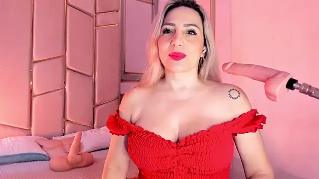 Snapshot of angel_vibes_ chatting on 04-28-26, 04:22 angel vibes online show from 04-28-26, 04:22