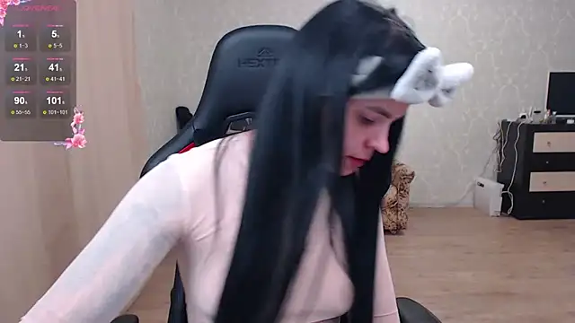 JuicyJess online show from 04-30-26, 07:43