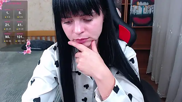 JuicyJess online show from 11-05-25, 08:45