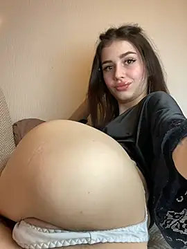 SofiaLaLight online show from 02-02-25, 04:11