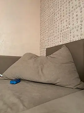 SofiaLaLight online show from 04-28-26, 06:45