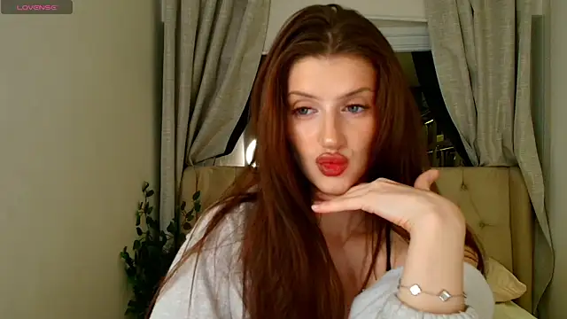 Skinny Alice online show from 06-22-26, 01:44