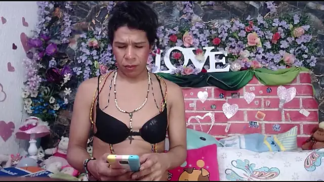 DesireDirtyTS   online show from 04-02-26, 06:58