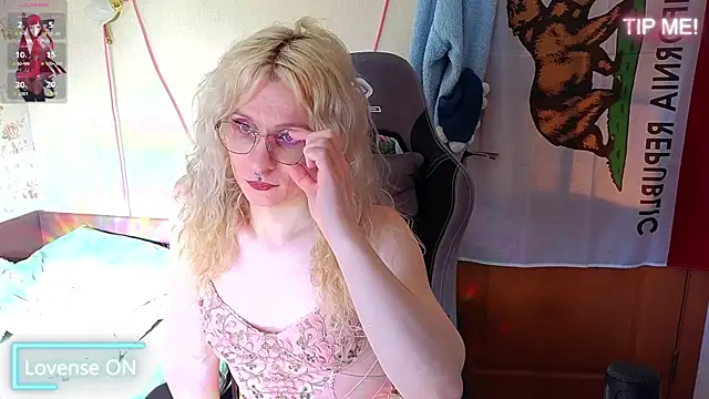 Lori Myaf online show from 04-08-26, 01:34