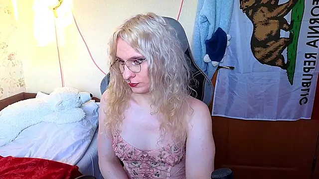 Lori Myaf online show from 03-24-26, 03:12