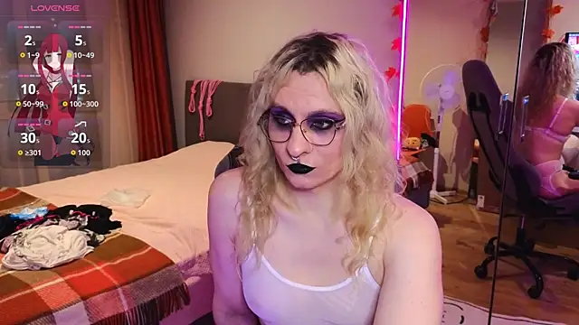 Lori Myaf online show from 11-07-25, 02:10