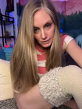 Snapshot of ItsDanniG chatting on 01-31-26, 10:19 ItsDanniG online show from 01-31-26, 10:19