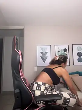 DianaHopson online show from 11-08-25, 11:36