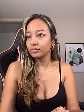 DianaHopson online show from 10-17-25, 11:23