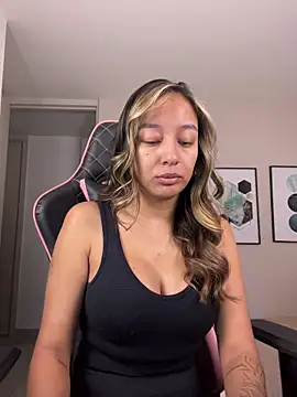 DianaHopson online show from 10-14-25, 10:05