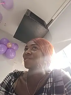 Shanelle   online show from 06-26-26, 02:01
