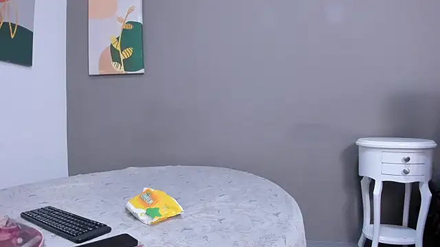 Shanelle   online show from 05-10-26, 03:03