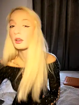 Ella Charm online show from 11-20-25, 05:13