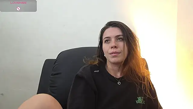 irinasweet27 online show from 10-05-25, 12:34