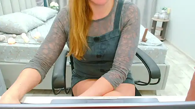 EveLove33 online show from 03-22-26, 05:58