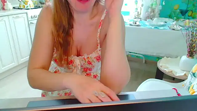 EveLove33 online show from 04-14-26, 10:31