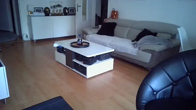 sarametisse26 online show from 11-03-25, 07:13