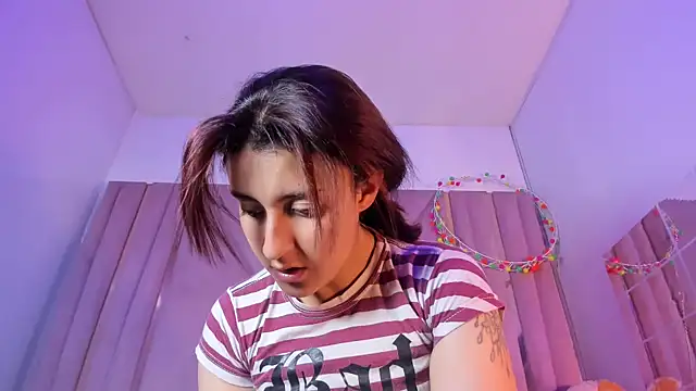 AngelaLinaresx69 online show from 04-30-26, 05:09