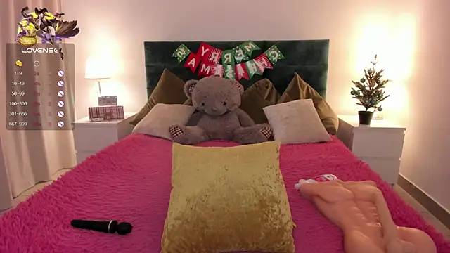 missAngellina online show from 12-04-25, 10:20