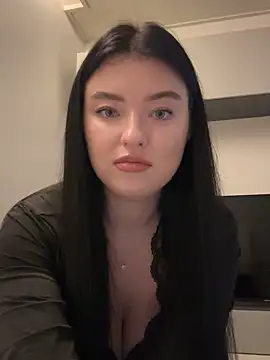 Snapshot of Angela_Fosterr chatting on 10-17-25, 04:20 Angela Fosterr online show from 10-17-25, 04:20