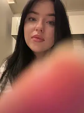 Angela Fosterr online show from 11-08-25, 06:33