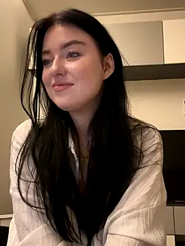 Angela Fosterr online show from 10-31-25, 04:25