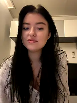 Angela Fosterr online show from 11-07-25, 06:01