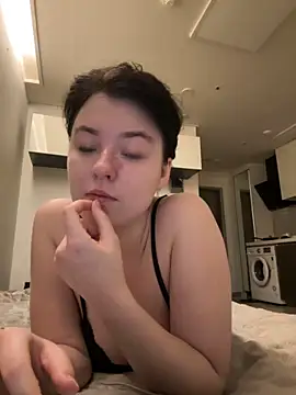 Angela Fosterr online show from 05-07-26, 06:44