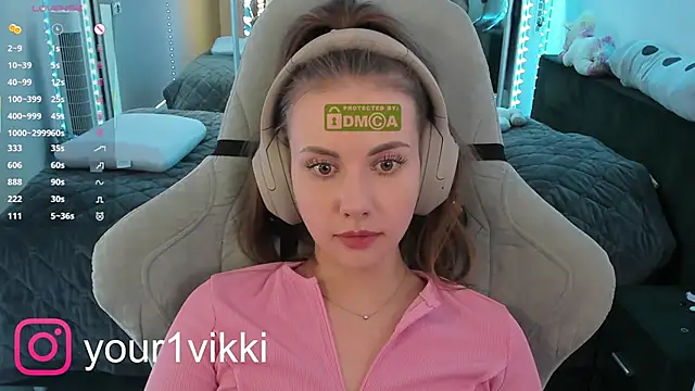 Vikki Cheese online show from 02-22-25, 10:42