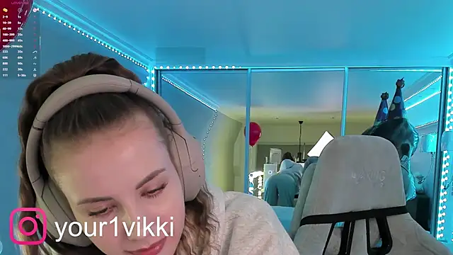 Vikki Cheese online show from 02-13-25, 01:37