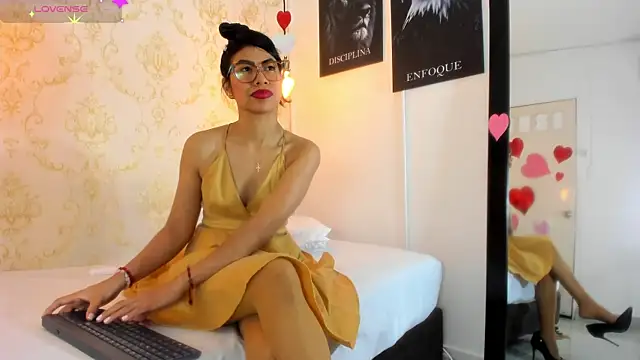 BRITANY WELLS  online show from 02-18-26, 12:34