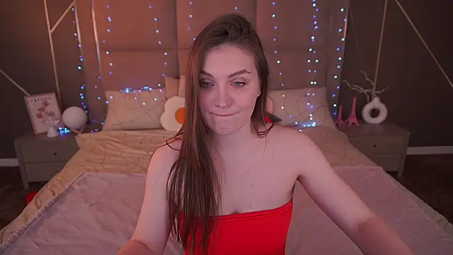 EmmyCharmm online show from 03-05-26, 06:43