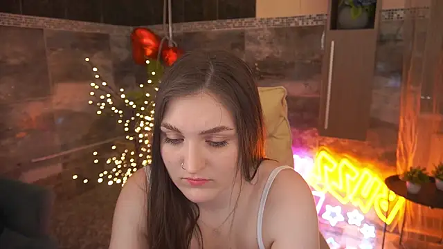 Snapshot of EmmyCharmm chatting on 02-24-26, 06:47 EmmyCharmm online show from 02-24-26, 06:47