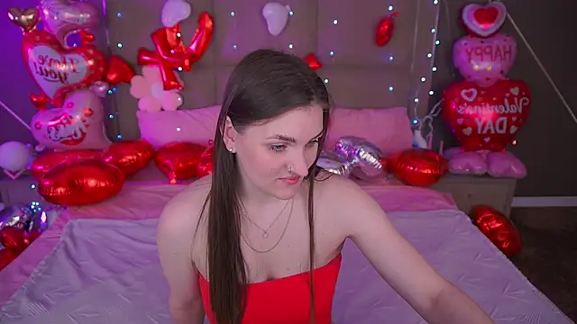 Snapshot of EmmyCharmm chatting on 02-16-26, 06:45 EmmyCharmm online show from 02-16-26, 06:45