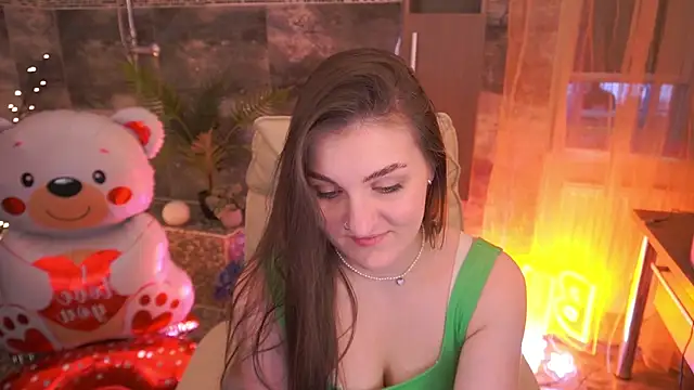 Snapshot of EmmyCharmm chatting on 02-12-26, 06:57 EmmyCharmm online show from 02-12-26, 06:57