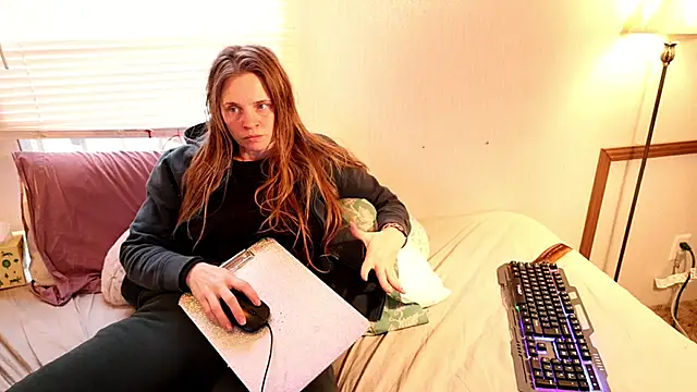 xxpixeyxx online show from 03-18-26, 12:03