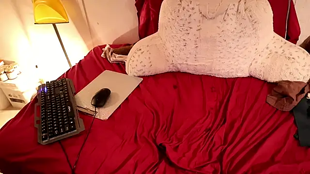 xxpixeyxx online show from 02-18-26, 03:37