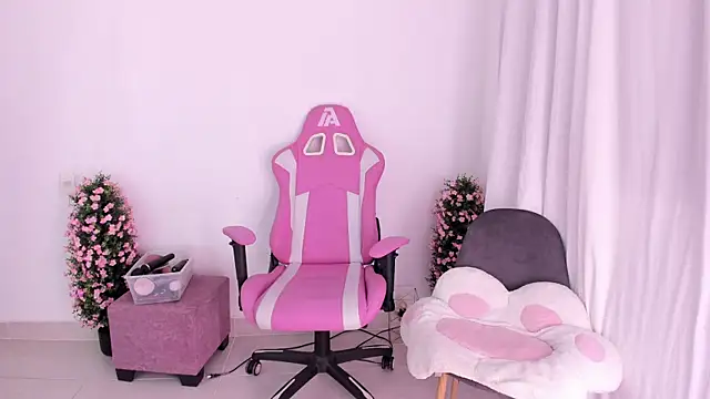 keissy rincon  online show from 11-22-25, 11:36