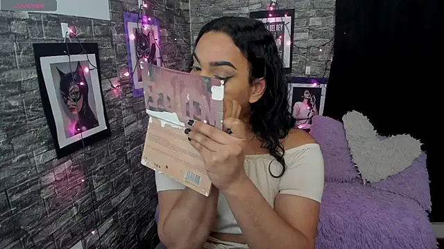 Andrys  online show from 11-24-25, 10:54