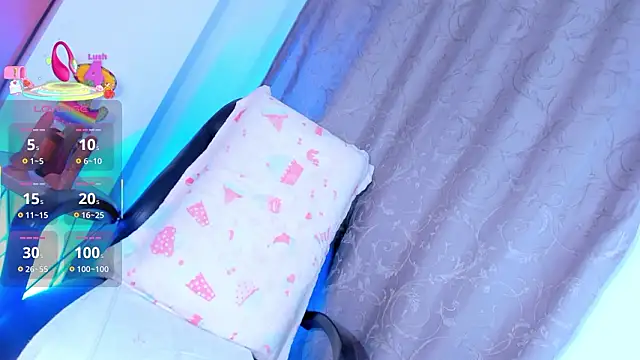 Snapshot of samantha_x_s chatting on 02-06-26, 03:13 samantha x s online show from 02-06-26, 03:13