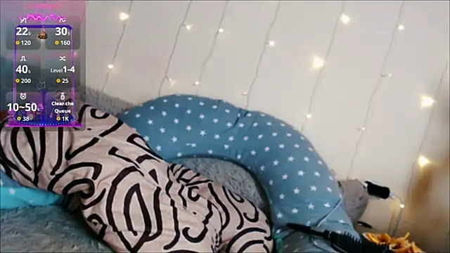 tia meow online show from 04-15-26, 07:58