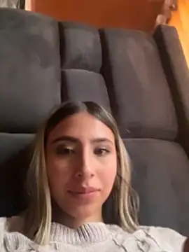 Ameellie online show from 11-30-25, 03:24