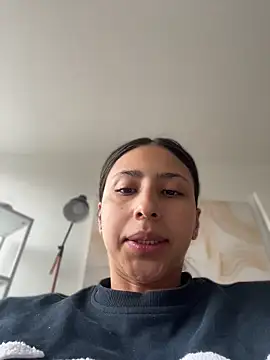 Ameellie online show from 04-15-26, 03:38